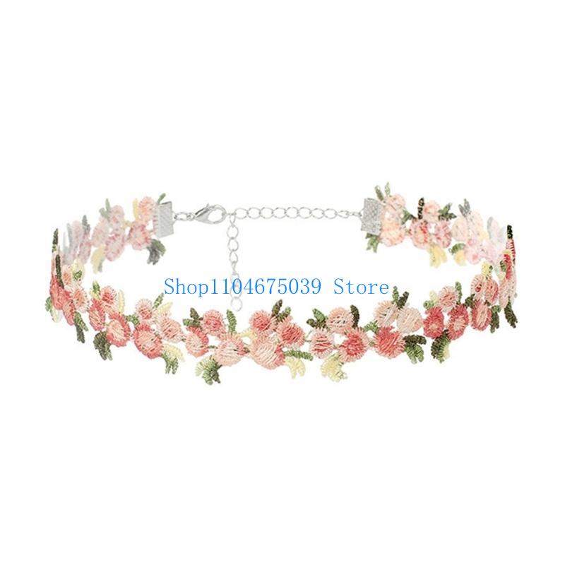ファッショナブルな刺繍入りフラワーレースチョーカーネックレス - Women Accessories Pk のレビューと価格