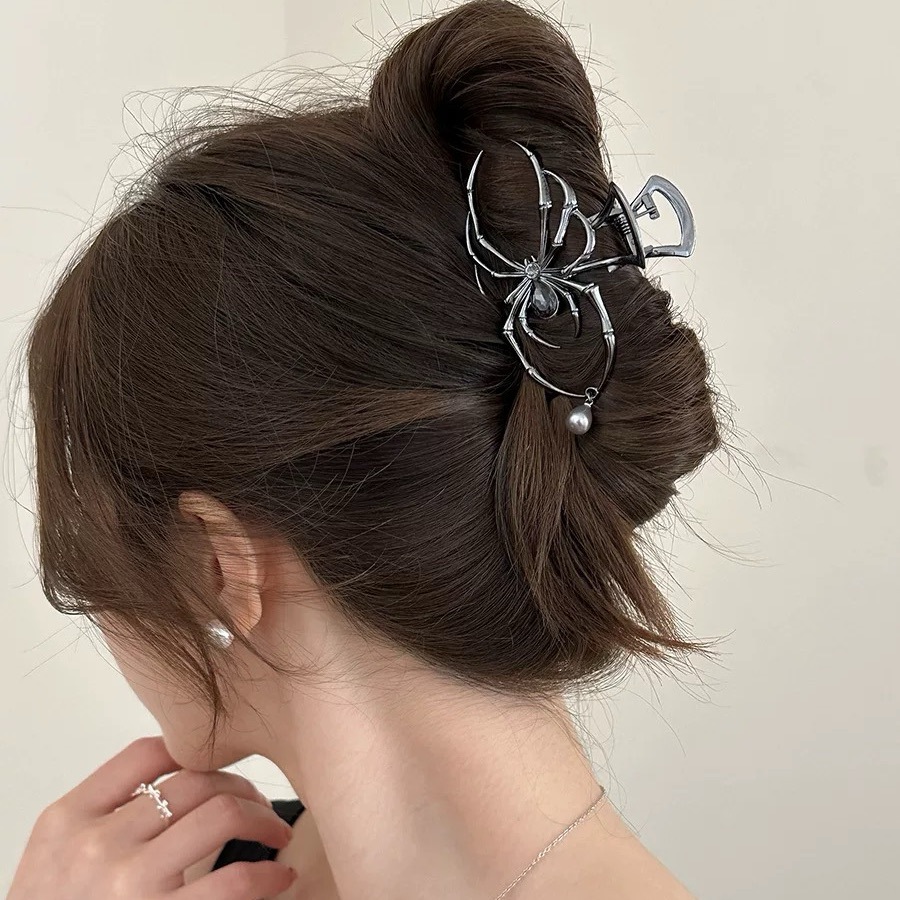 2025 ハロウィン ブラック スパイダー ヘア爪クリップ  - Women Accessories Business のレビューと価格