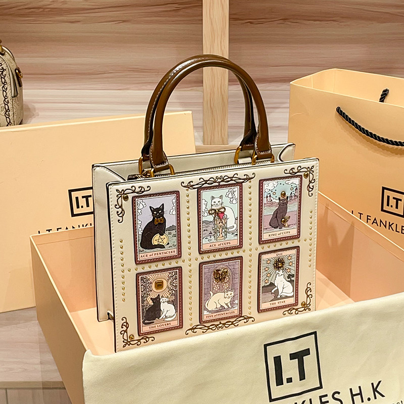 2026年ニューホンコン本革トートバッグ、高級刺繍サッチェル - Women Accessories Business のレビューと価格